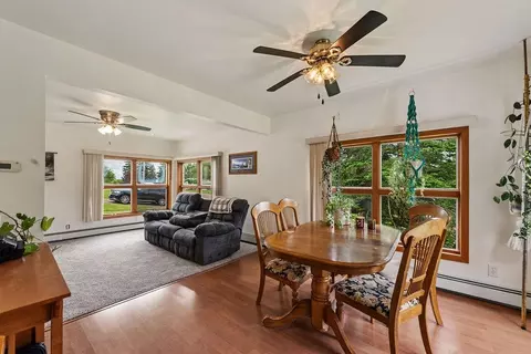 Dining - 2330 Silcox Ave, Duluth, MN 55803 photo 1 of 3