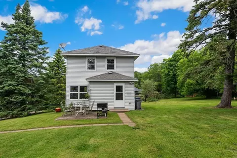Exterior - 2330 Silcox Ave, Duluth, MN 55803 photo 4 of 8