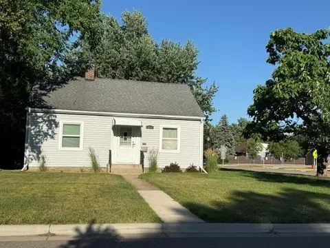 2202 6th Ave, Anoka, MN 55303