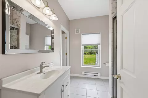 Bath - 14655 Raspberry Dr, Rogers, MN 55374 photo 2 of 3