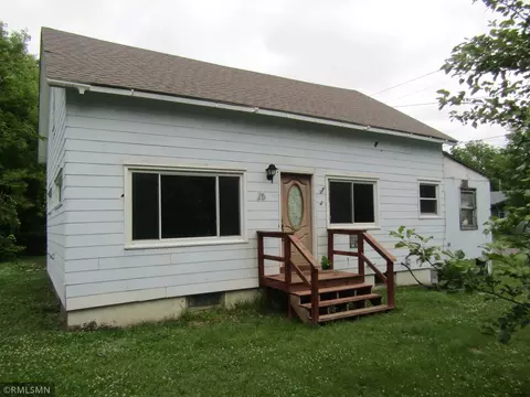 25 W 7th St, Rush City, MN 55069
