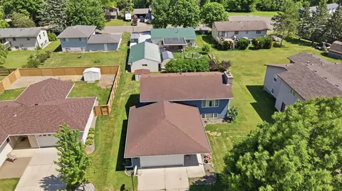 View/Area - 717 Colonial Cir, Faribault, MN 55021 photo 1 of 7