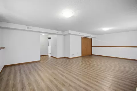 Living - 717 Colonial Cir, Faribault, MN 55021 photo 8 of 9