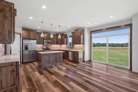 Kitchen - 20011 Grouse St NW, Oak Grove, MN 55011 photo 2 of 5