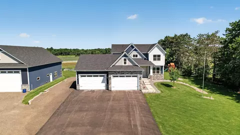 Exterior - 20011 Grouse St NW, Oak Grove, MN 55011 photo 2 of 9