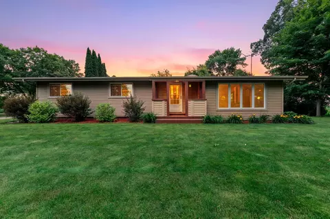 6525 County Road 37 NW, Maple Lake, MN 55358