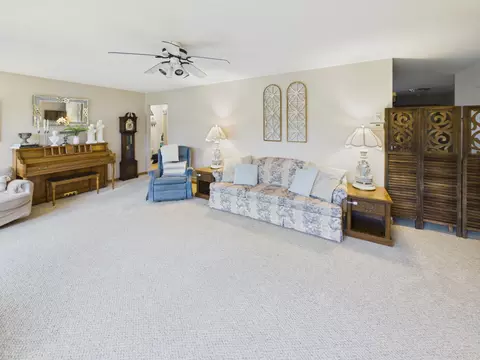 Living - 1572 47th St SE, Saint Cloud, MN 56304 photo 2 of 4