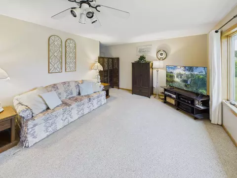 Living - 1572 47th St SE, Saint Cloud, MN 56304 photo 3 of 4