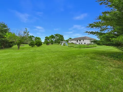 Exterior - 1572 47th St SE, Saint Cloud, MN 56304 photo 5 of 13