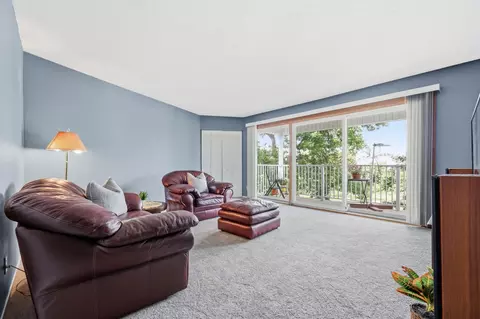 122 Demont Ave E #370, Little Canada, MN 55117