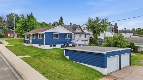 1007 Grant Ave, Eveleth, MN 55734