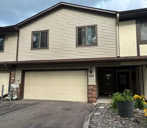 7608 Maplebrook Pkwy N, Brooklyn Park, MN 55445