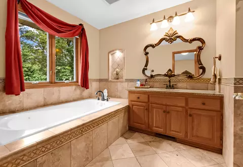 Bath - 11302 Toledo Ave, Champlin, MN 55316 photo 2 of 4