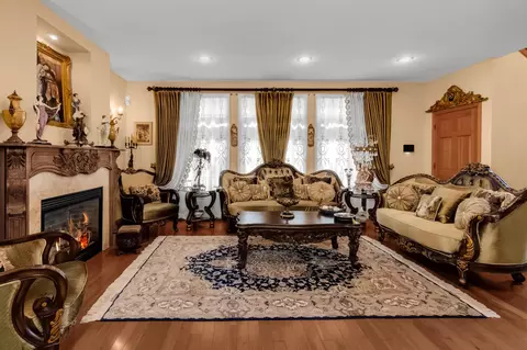 Living - 11302 Toledo Ave, Champlin, MN 55316 photo 2 of 4