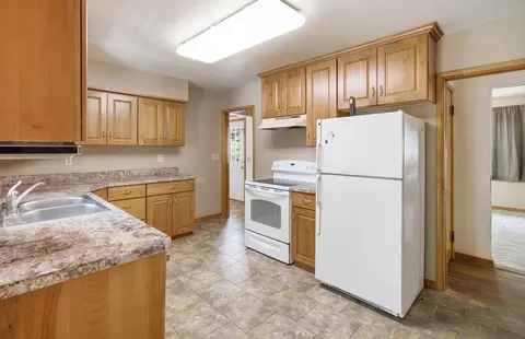 316 Silver St W, Mapleton, MN 56065 photo 2