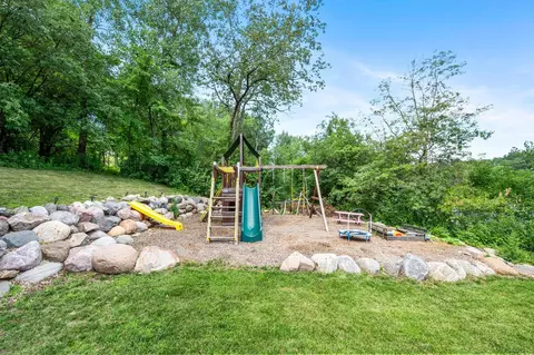 Exterior - 4806 Shevlin Ct, Eagan, MN 55122 photo 17 of 21