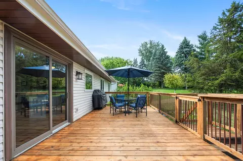 Exterior - 4806 Shevlin Ct, Eagan, MN 55122 photo 8 of 21