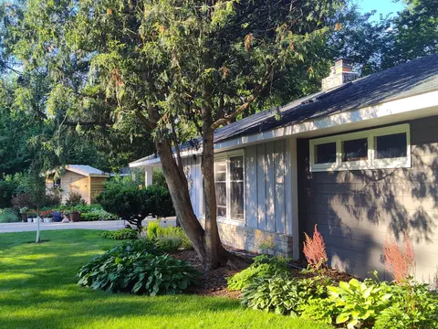 3410 Meadow Ln, Minnetonka, MN 55345