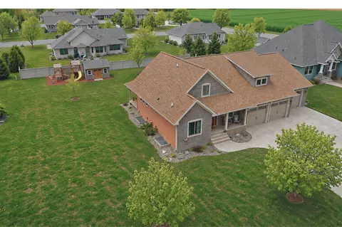 1804 4th St NE, Willmar, MN 56201 photo 2