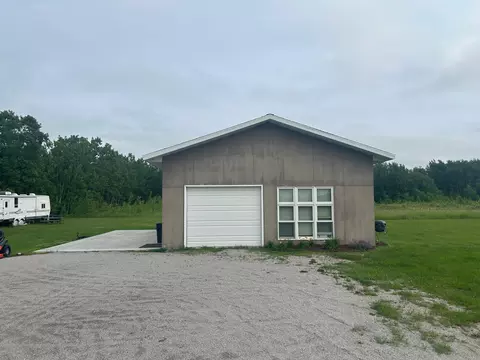 61010 County Road 12, Warroad, MN 56763