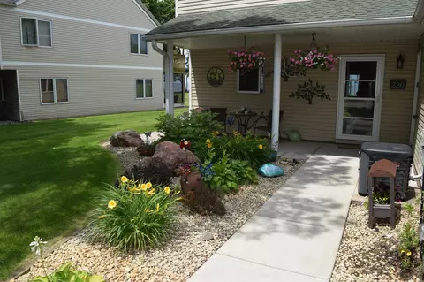 Exterior - 8038 Par Five Dr, Onamia, MN 56359 photo 9 of 12