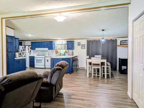 Kitchen - 21165 Eagle Dr, Osakis, MN 56360 photo 1 of 8