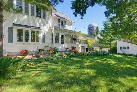 5746 State Highway 25 SE, Montrose, MN 55363