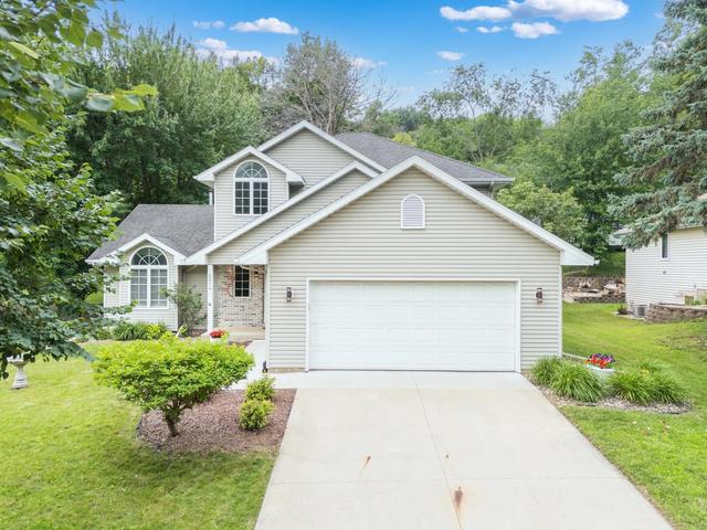2014 Fox Valley Dr SW, Rochester, MN 55902