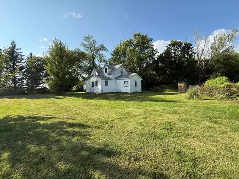Exterior - 345 200th Ave SW, Appleton, MN 56208 photo 6 of 7