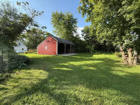 Exterior - 345 200th Ave SW, Appleton, MN 56208 photo 3 of 7