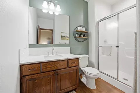 Bath - 90 6th St E, Horace, ND 58047 photo 1 of 3
