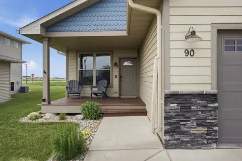 Exterior - 90 6th St E, Horace, ND 58047 photo 3 of 9