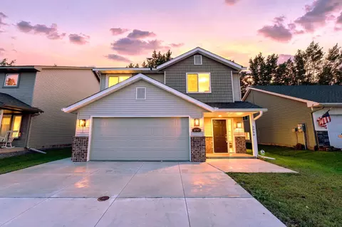 3090 212th St W, Farmington, MN 55024