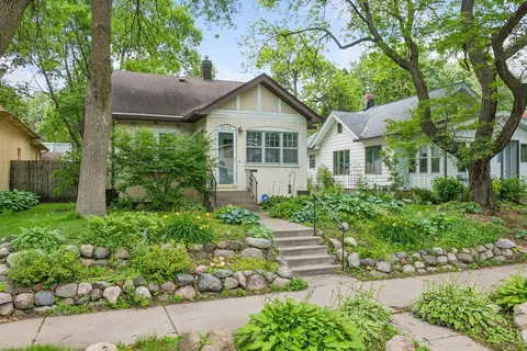 5252 43rd Ave S, Minneapolis, MN 55417