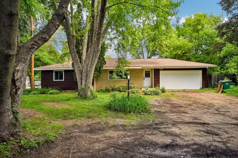 15606 Minnetonka Blvd, Minnetonka, MN 55345