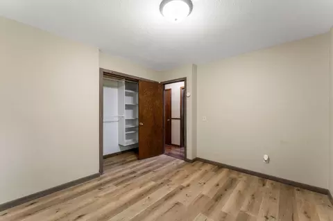 Bedroom - 522 3rd St, Mora, MN 55051 photo 4 of 6