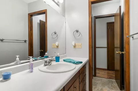Bath - 522 3rd St, Mora, MN 55051 photo 2 of 3