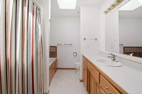Bath - 610 3rd St E, Horace, ND 58047 photo 2 of 4