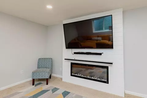 Living - 6087 56th Ave S, Fargo, ND 58104 photo 4 of 4