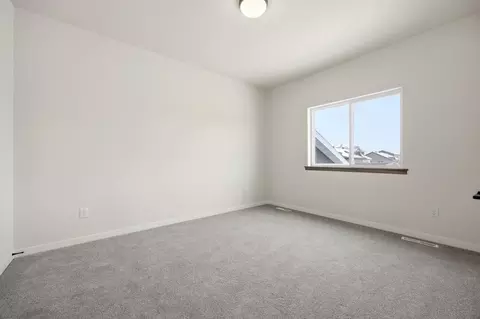 Bedroom - 7494 Eagle Pointe Dr S, Fargo, ND 58104 photo 3 of 8