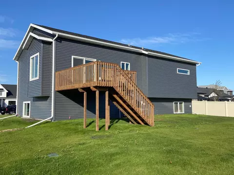 Exterior - 7494 Eagle Pointe Dr S, Fargo, ND 58104 photo 3 of 5