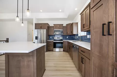 Kitchen - 7494 Eagle Pointe Dr S, Fargo, ND 58104 photo 5 of 5