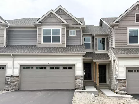219 Huntington Dr, Waconia, MN 55387