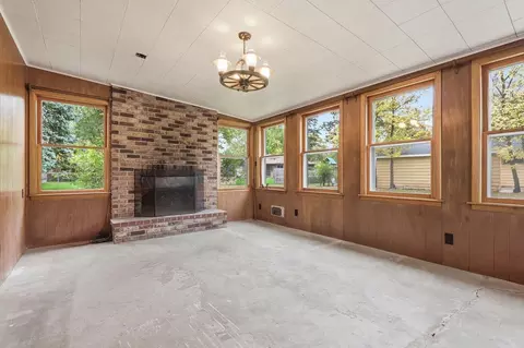 Living - 2105 Centennial Dr, Saint Cloud, MN 56303 photo 4 of 4