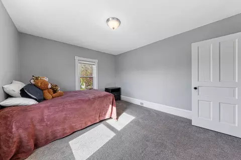 Bedroom - 727 2nd St NW, Faribault, MN 55021 photo 5 of 5