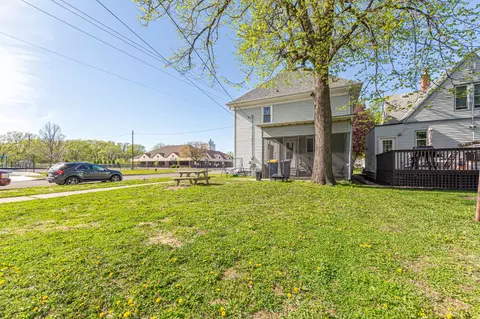 Exterior - 727 2nd St NW, Faribault, MN 55021 photo 7 of 10