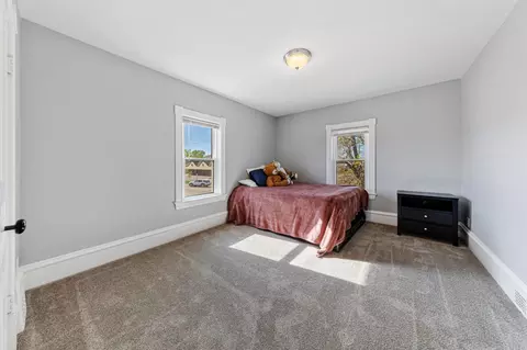 Bedroom - 727 2nd St NW, Faribault, MN 55021 photo 4 of 5