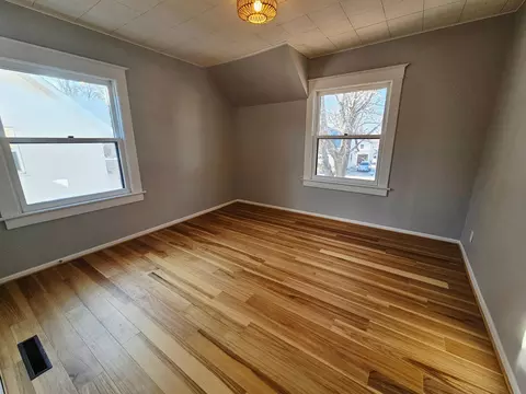 Bedroom - 914 N 4th St, Montevideo, MN 56265 photo 6 of 8