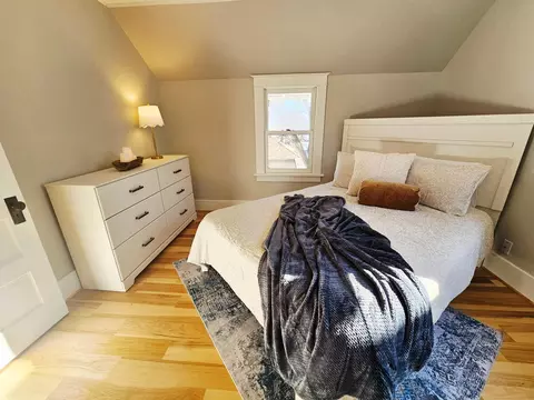 Bedroom - 914 N 4th St, Montevideo, MN 56265 photo 2 of 8