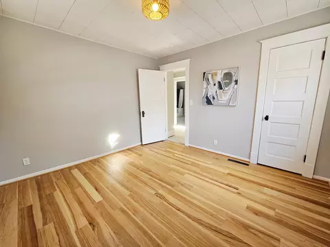 Bedroom - 914 N 4th St, Montevideo, MN 56265 photo 8 of 8